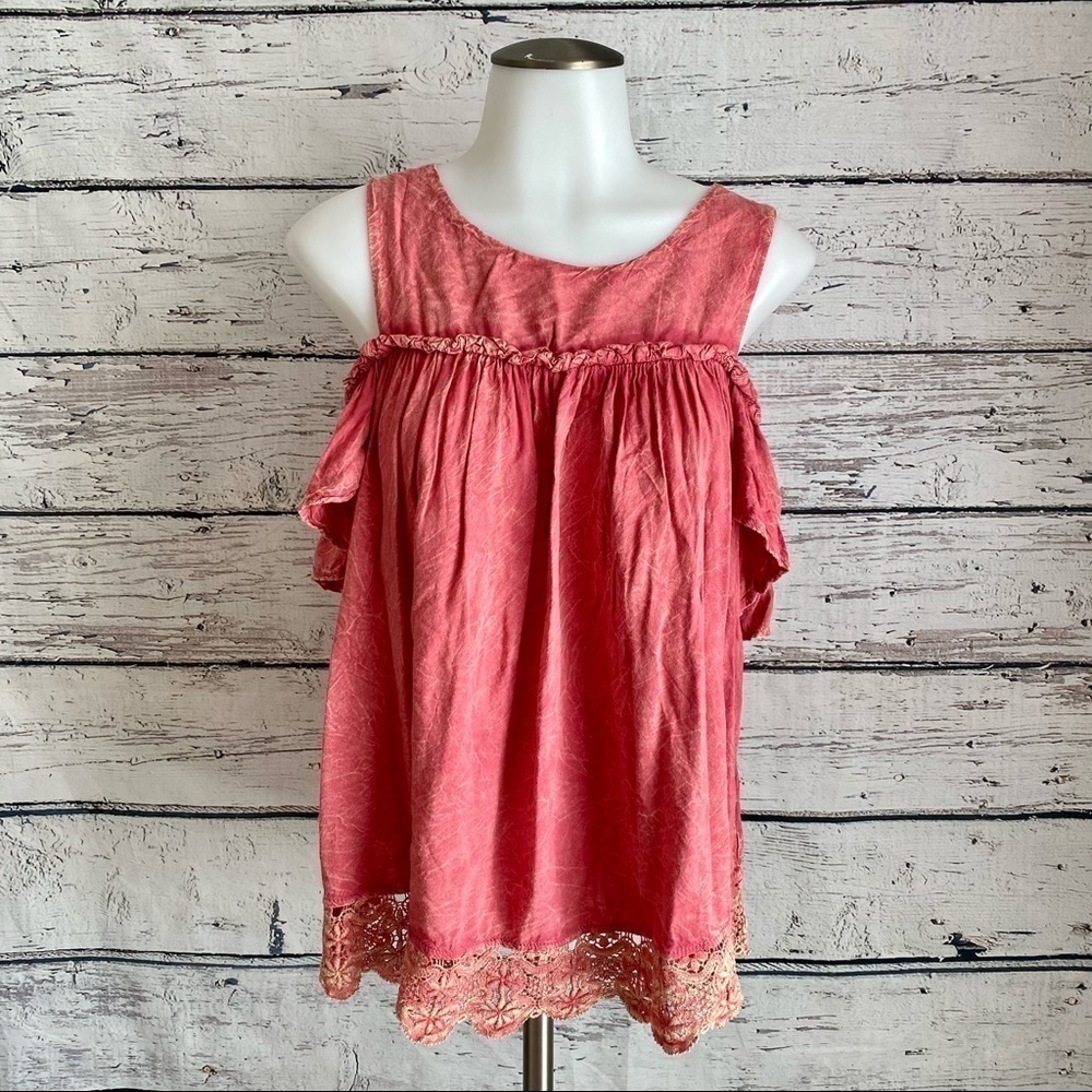 altar'd state cold shoulder top rusty